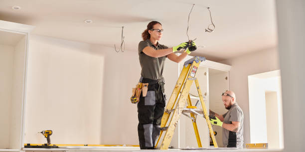 Best Affordable Emergency Electrician  in Bangor, WI